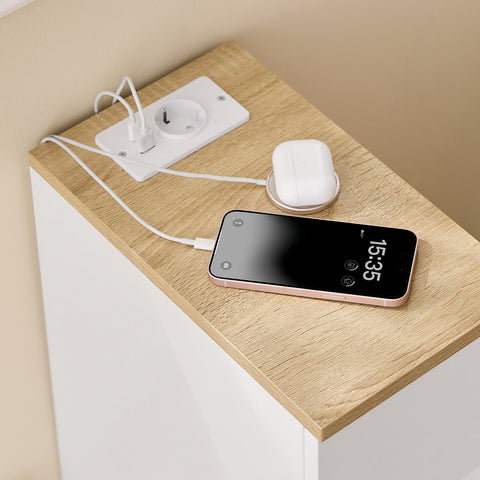 SoBuy FBT111-E-WN kapea yöpöytä 20 cm leveä – USB-portilla, laatikolla ja hyllyllä, makuuhuoneeseen tai olohuoneeseen, valkoinen & puunvärinen, 20 x 35 x 60 cm