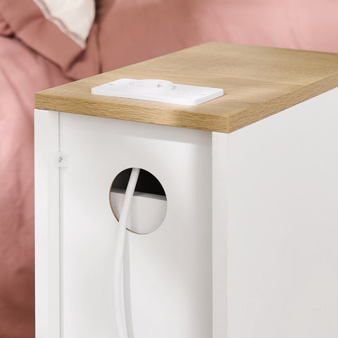 SoBuy FBT111-E-WN kapea yöpöytä 20 cm leveä – USB-portilla, laatikolla ja hyllyllä, makuuhuoneeseen tai olohuoneeseen, valkoinen & puunvärinen, 20 x 35 x 60 cm