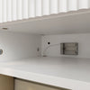 SoBuy FBT176-E-W Riippuva yöpöytä LED-valolla – Käännettävä laatikko, Aaltomainen etuosa, Kultainen kahva, Valkoinen, 40 × 26 × 30 cm